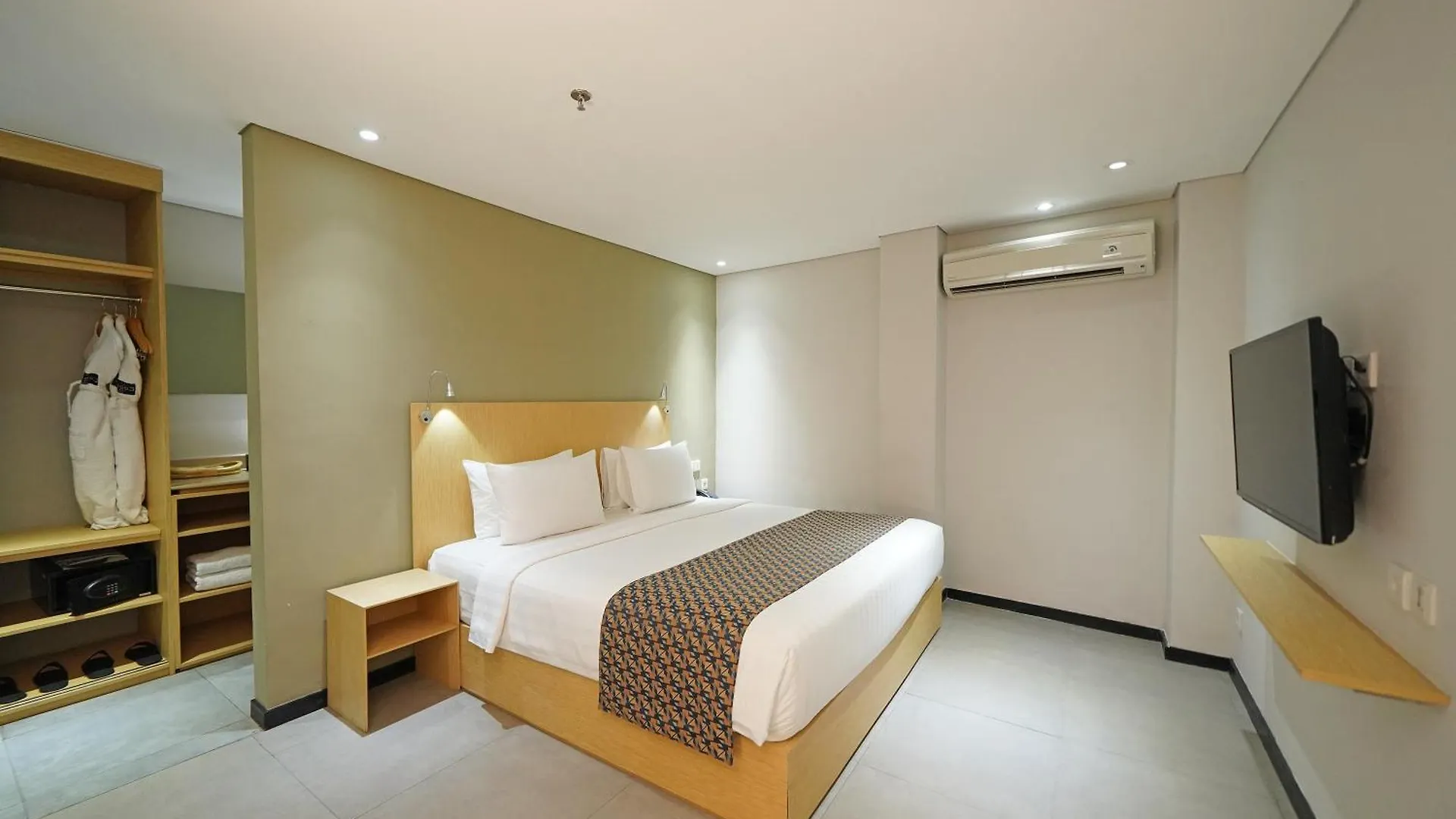 ****  Episode Kuta Bali Hotell Indonesien